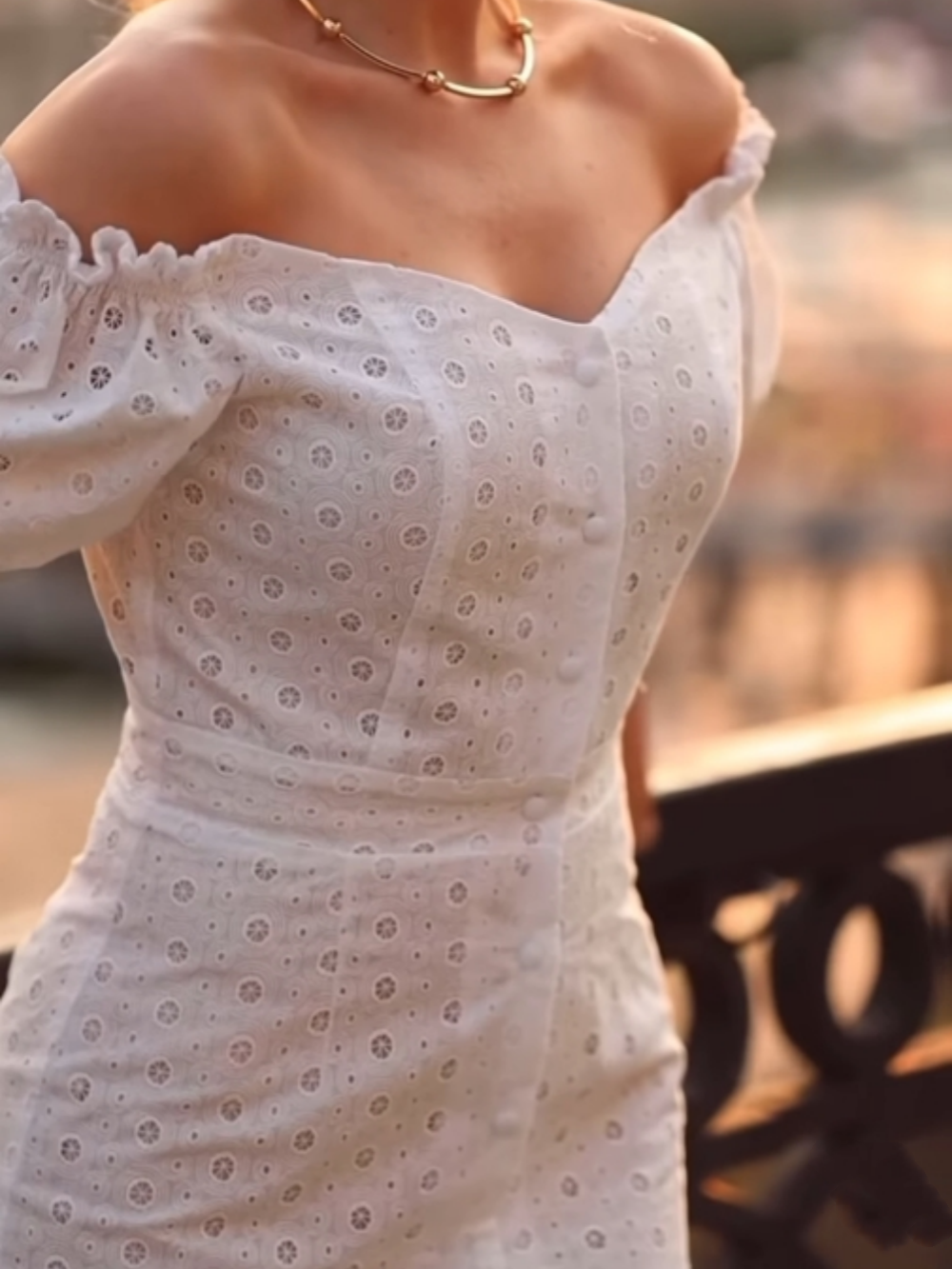 Puff Sleeve Textured Fishtail Dress