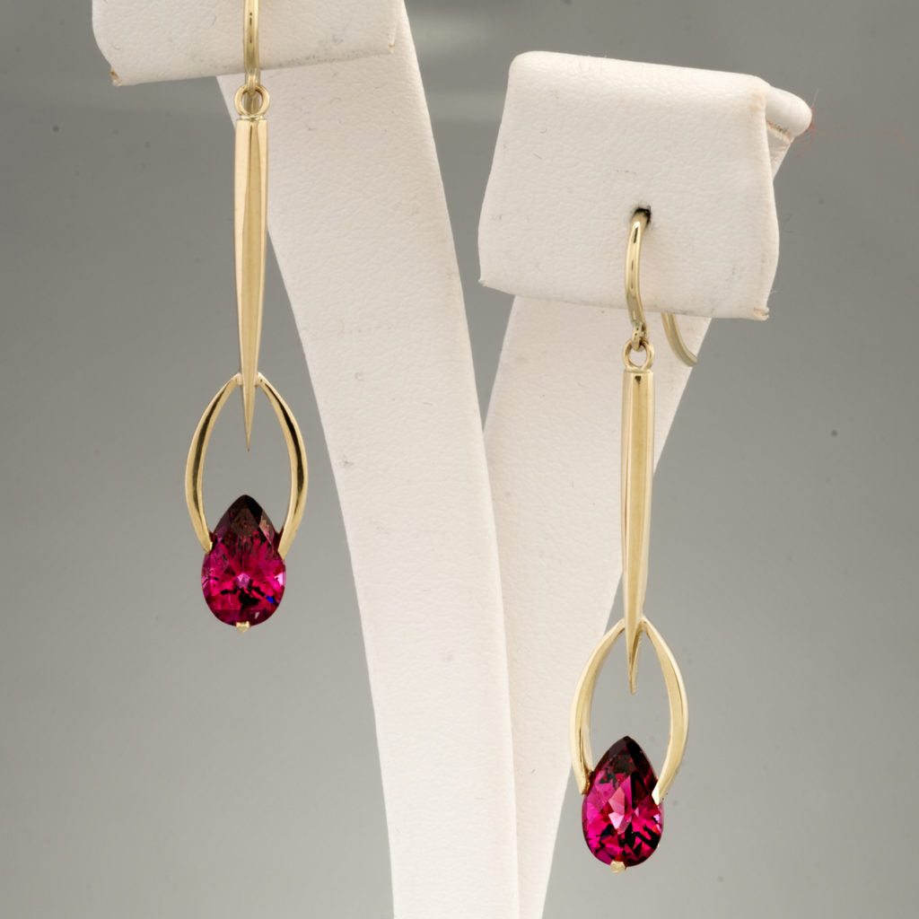 Vintage Dangling Red Drop Earrings