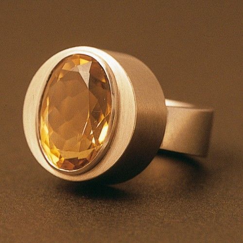 Vintage Orange Inlaid Glass Golden Ring