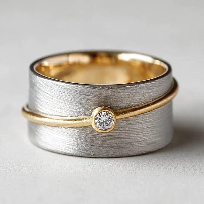 Vintage Zirconia Gold Line Silver Ring