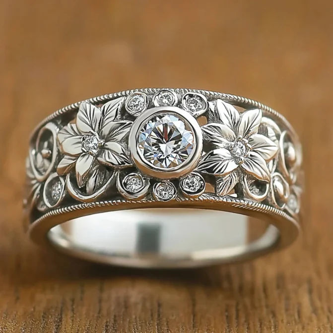 Vintage Silver Daisy Zirconia Ring