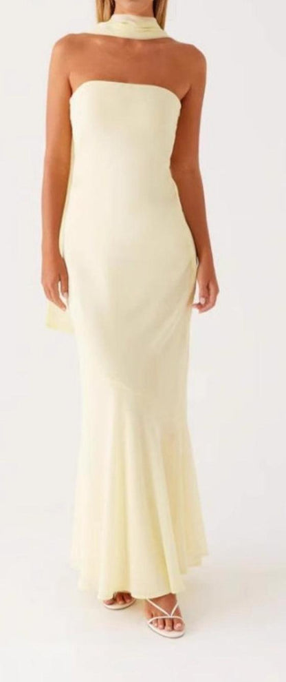 Digital print backless dress