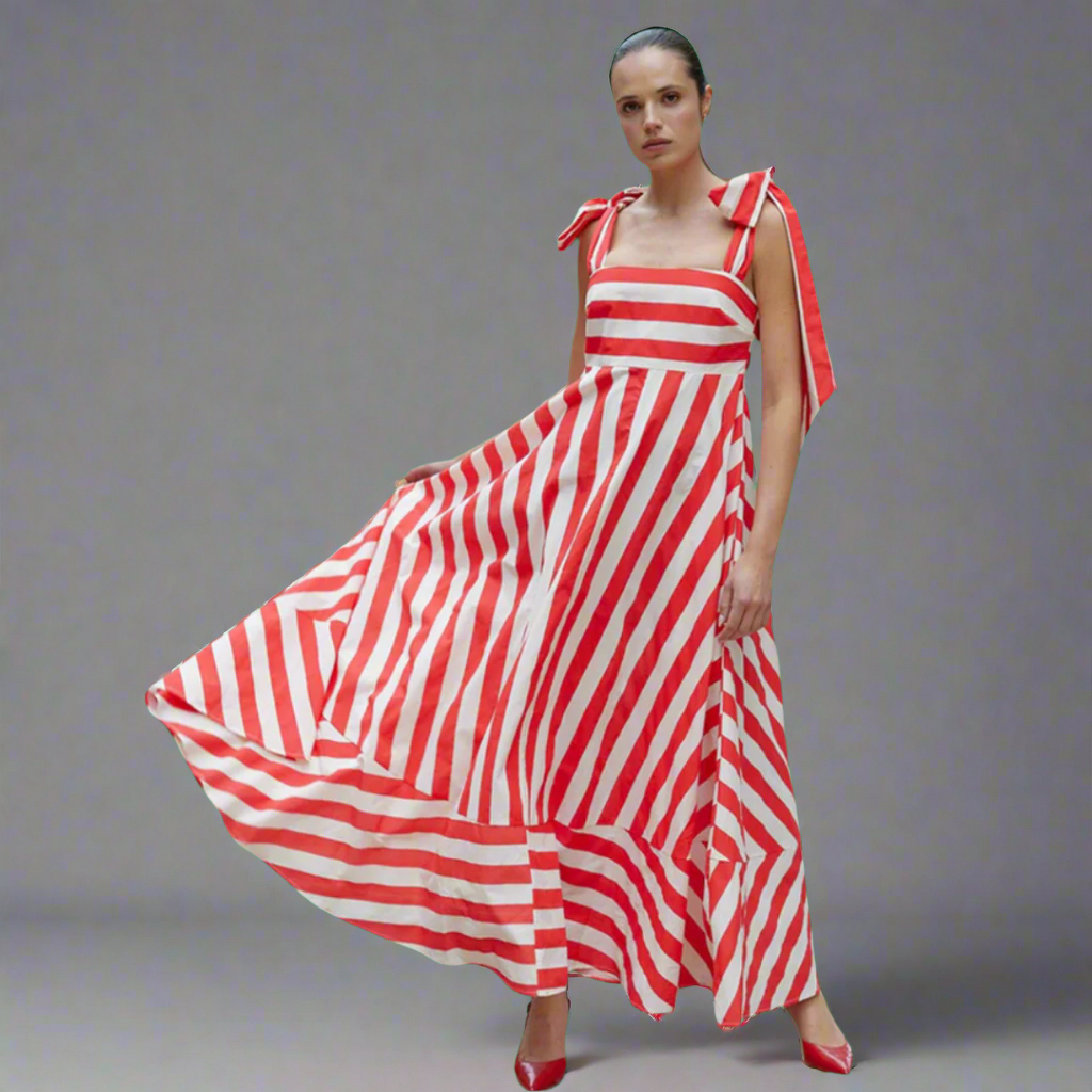 Leutrada | Airy Maxi Dress for Elegant Summer Days