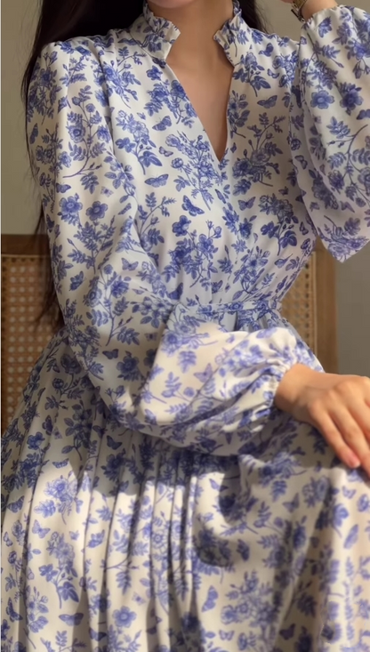 V-neck blue floral loose dress