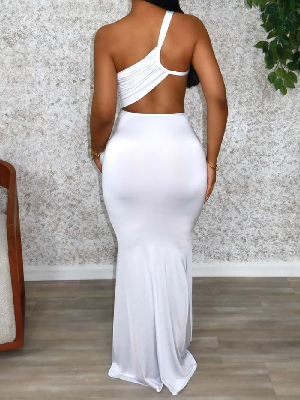 Solid color long dress one shoulder pleated dress