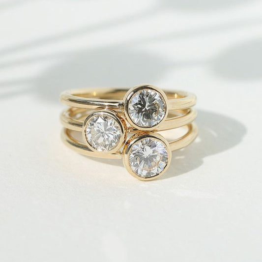Vintage Round Brilliant Triple Crystal Ring