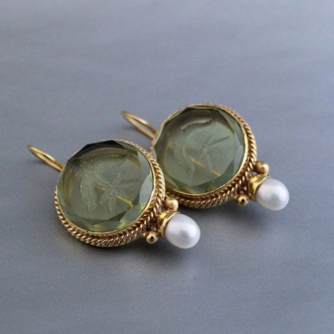 Amélie | Vintage Earrings with Stone & Pearl