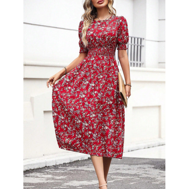 Amelia - Dress with Round Neckline and Floral Pattern