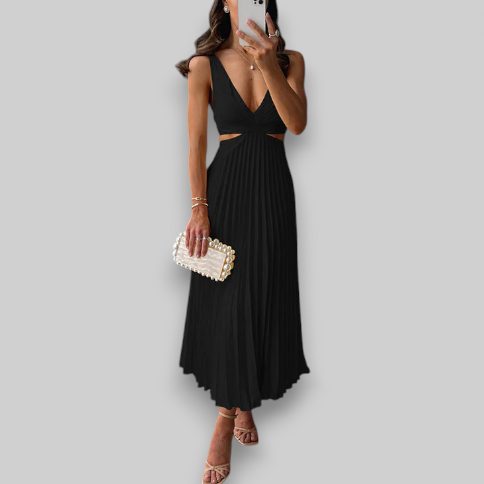 Mariel – Elegant Pleated Dress