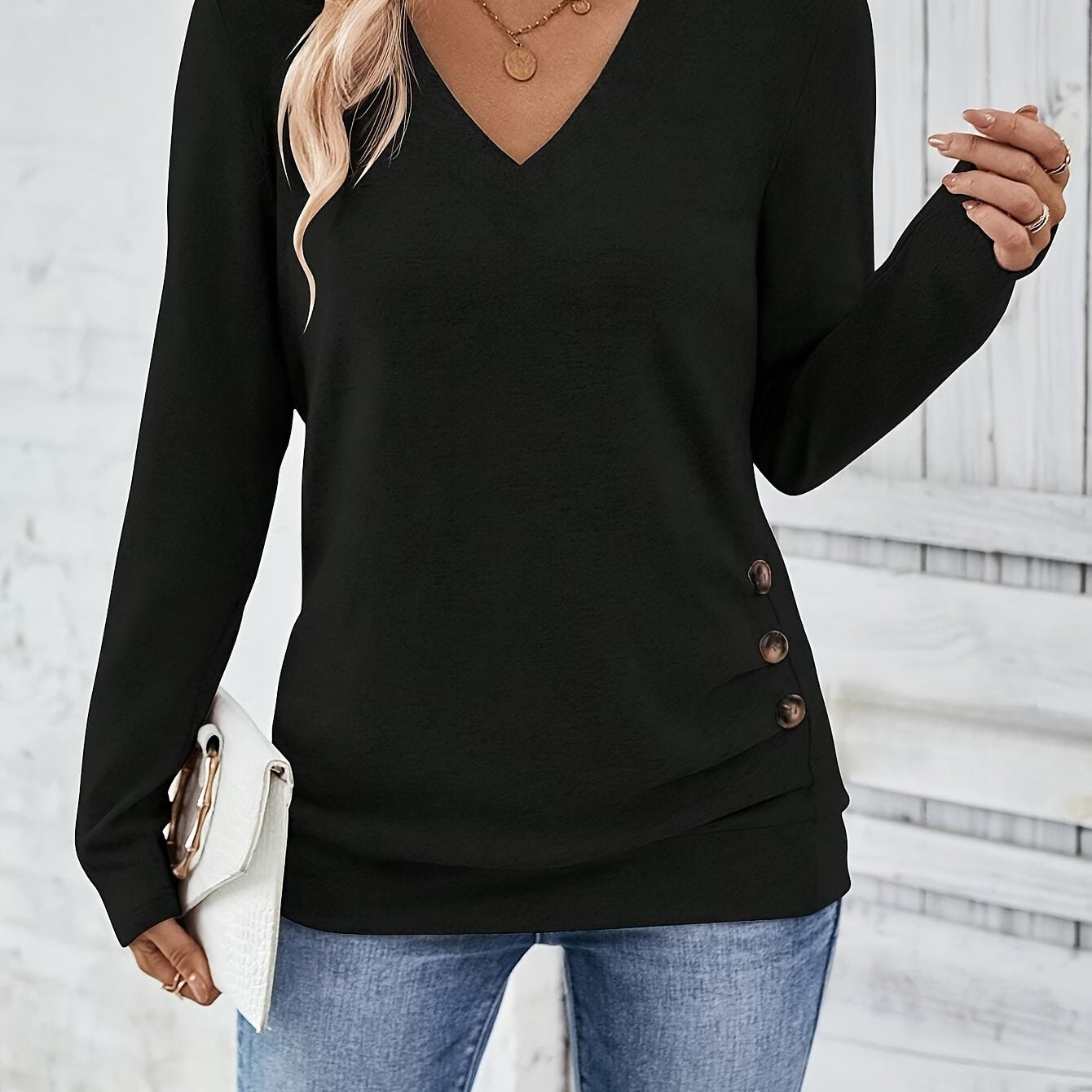 Elise | Elegant V-neck T-shirt with Long Sleeves and Button Detail