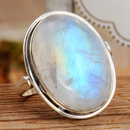 Vintage Oval Moonstone Ring