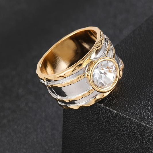 Vintage Silvered Gold Zirconia Ring