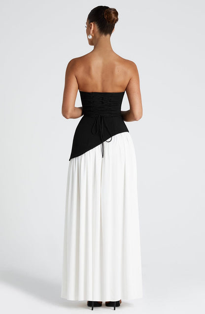 Bronte - Elegant Backless Pleated Maxi Dress