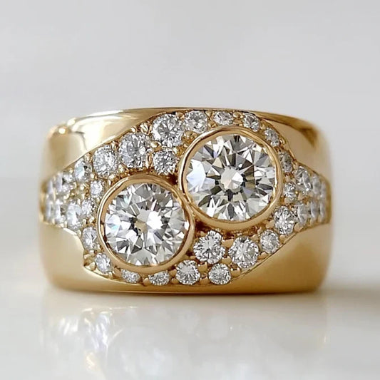 Vintage Zirconia Gold Band Ring