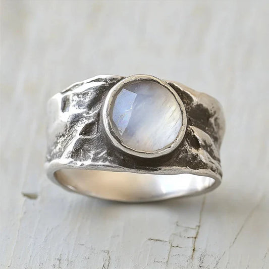 Vintage Nature White Stone Silver Ring